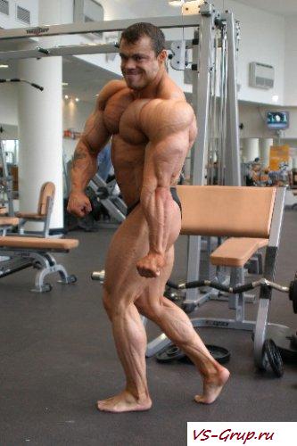 Силовые упражнения: дельты и трапеции Силовые упражнения: дельты и трапеции